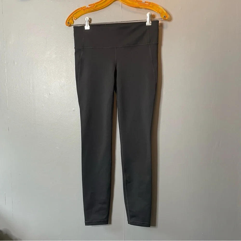 Gap fit mid rise black leggings size small